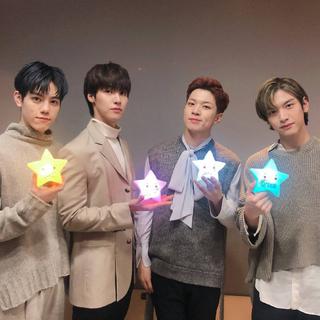 N.Flying / 屋塔房入坑