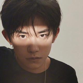 满目山河空念远 不如怜取眼前人