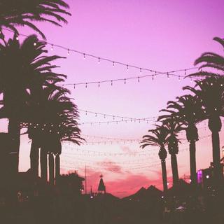 「韩语」趁大海熟睡的时候，偷偷看你