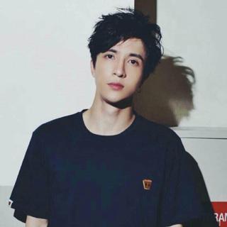 我的心愿是世界和平 .