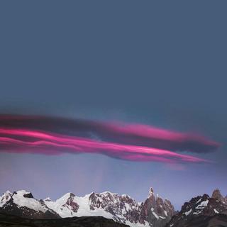 氤氲烟雾中，飞天升仙