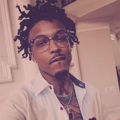 August Alsina .