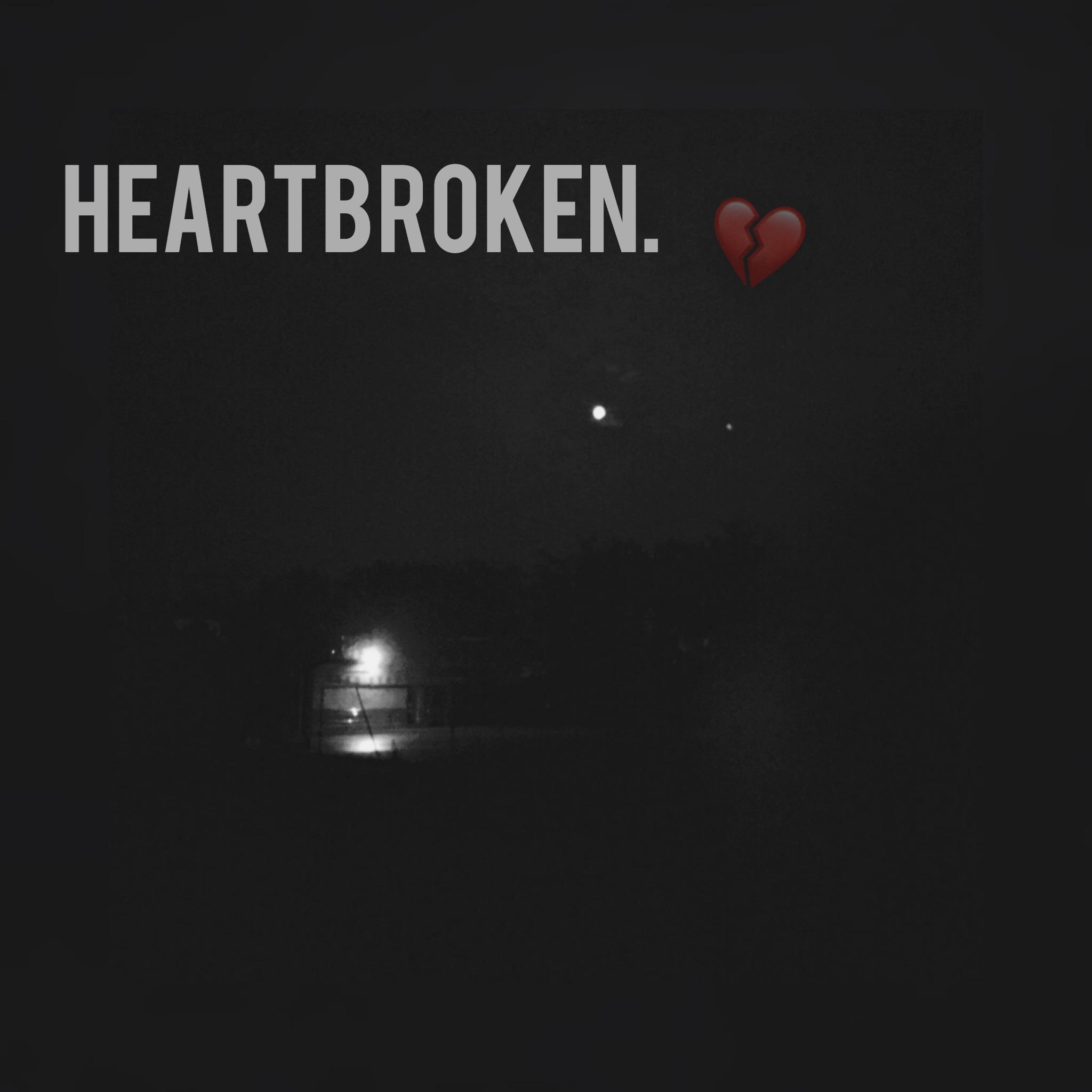 Heartbroken boy.专辑