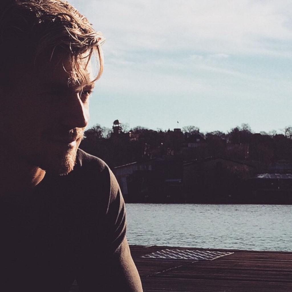 深沉：耐听系丨感知音符在耳畔回荡 | 在线播放 | 网易云音乐