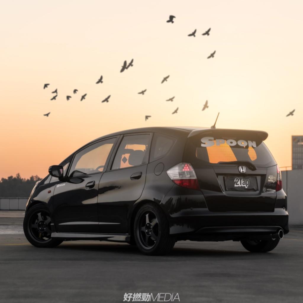 HellaFlush EdmTrap改裝車