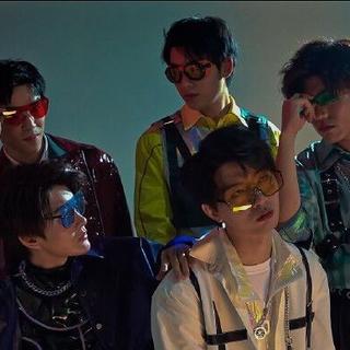 阴阳怪气男团 / 阴阳怪气F5 / 上海zoo