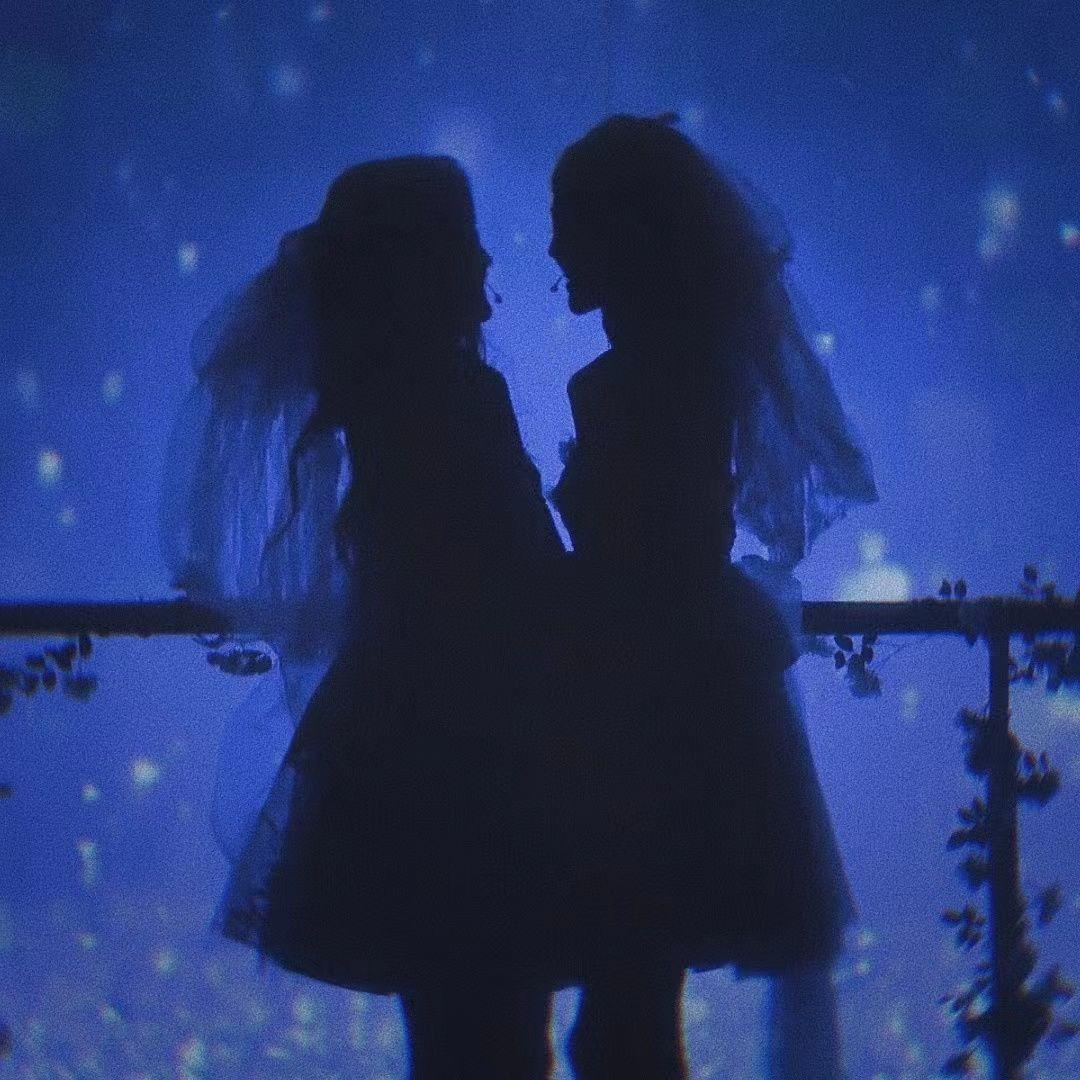 单向镜面—王奕周诗雨