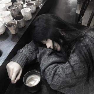 忧郁的雨季是我的隐喻