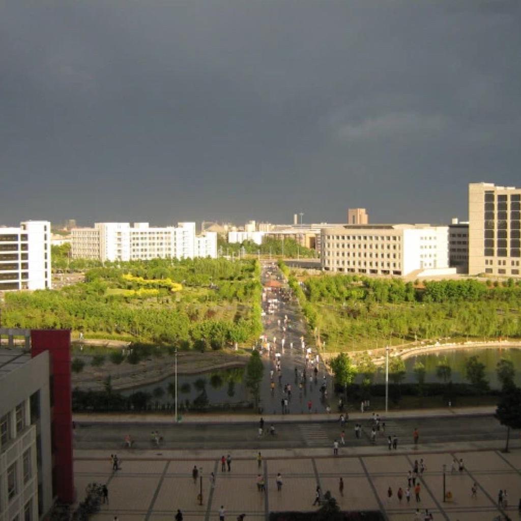 04～08年上大学流行的这些歌
