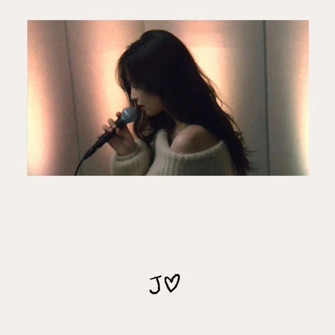 Snowman (Cover by JENNIE)