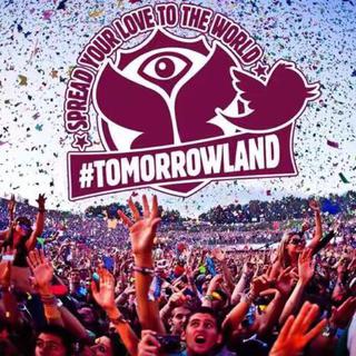 T O M O R R O W L A N D / 2017