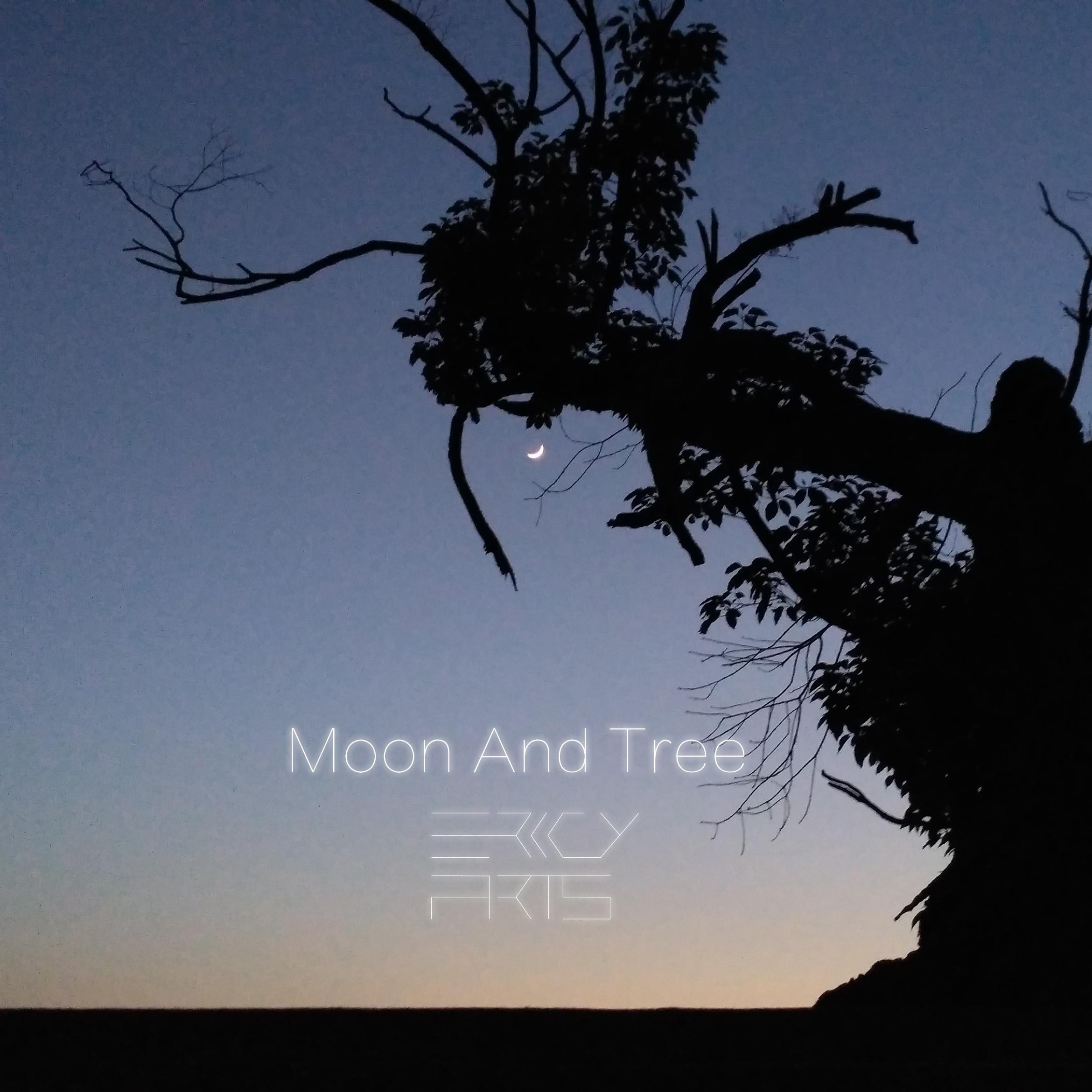 Moon And Tree专辑