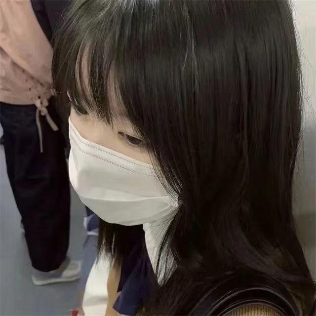 花落飞霜