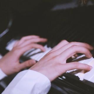 指间旋律|琴声中的温柔宇宙