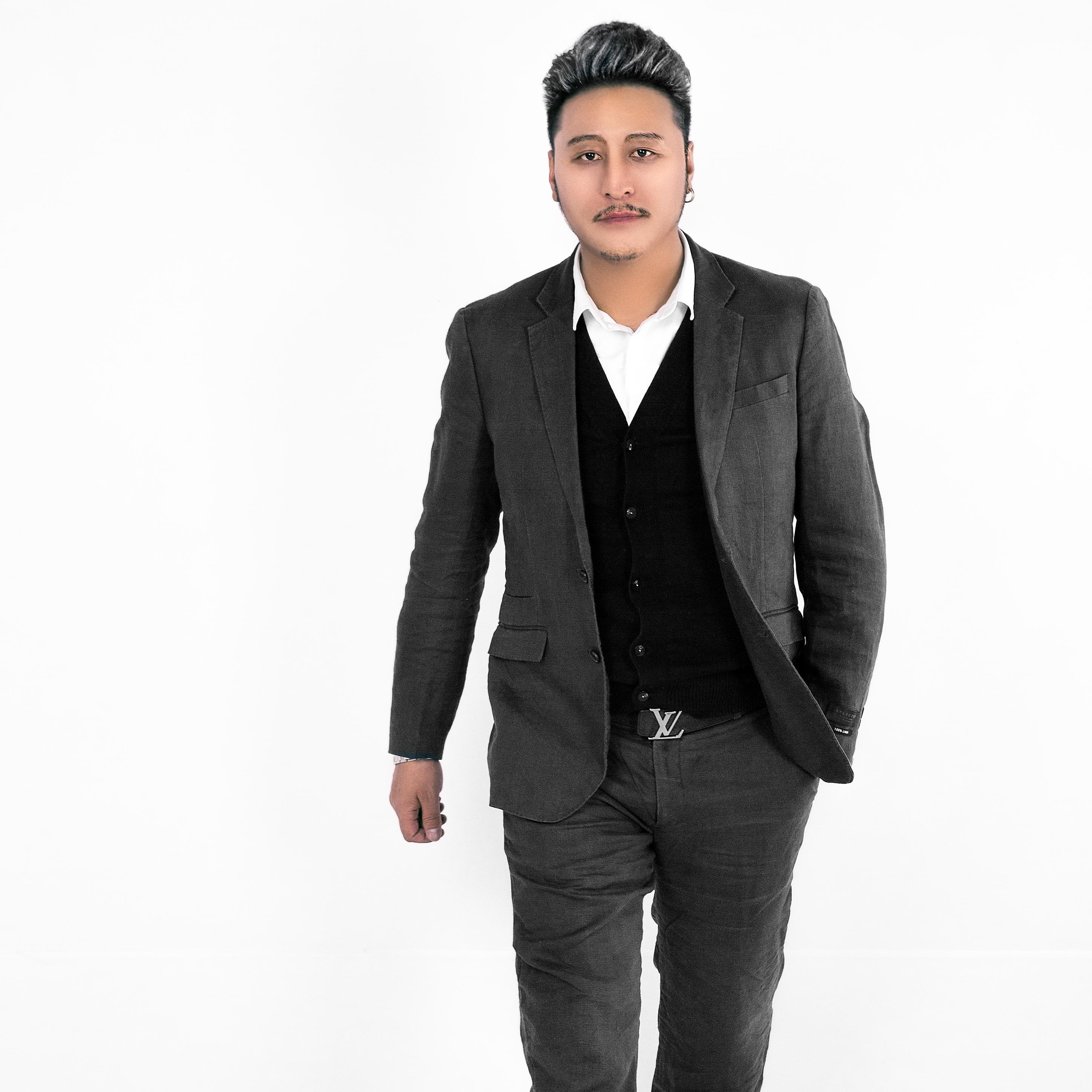 དྲན། མགོ་ལོག་རྒྱལ་མཚན།果洛尖参-----想