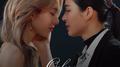 ระยะไกลของดวงจันทร์ (From "เพียงเธอ Only You")专辑