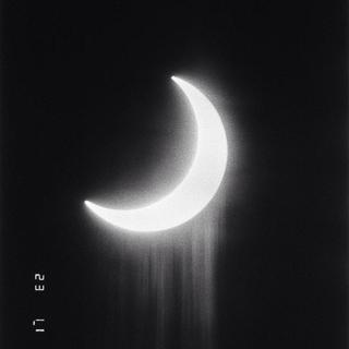 夜 晚 和 你 一 起 逃 离 地 球.