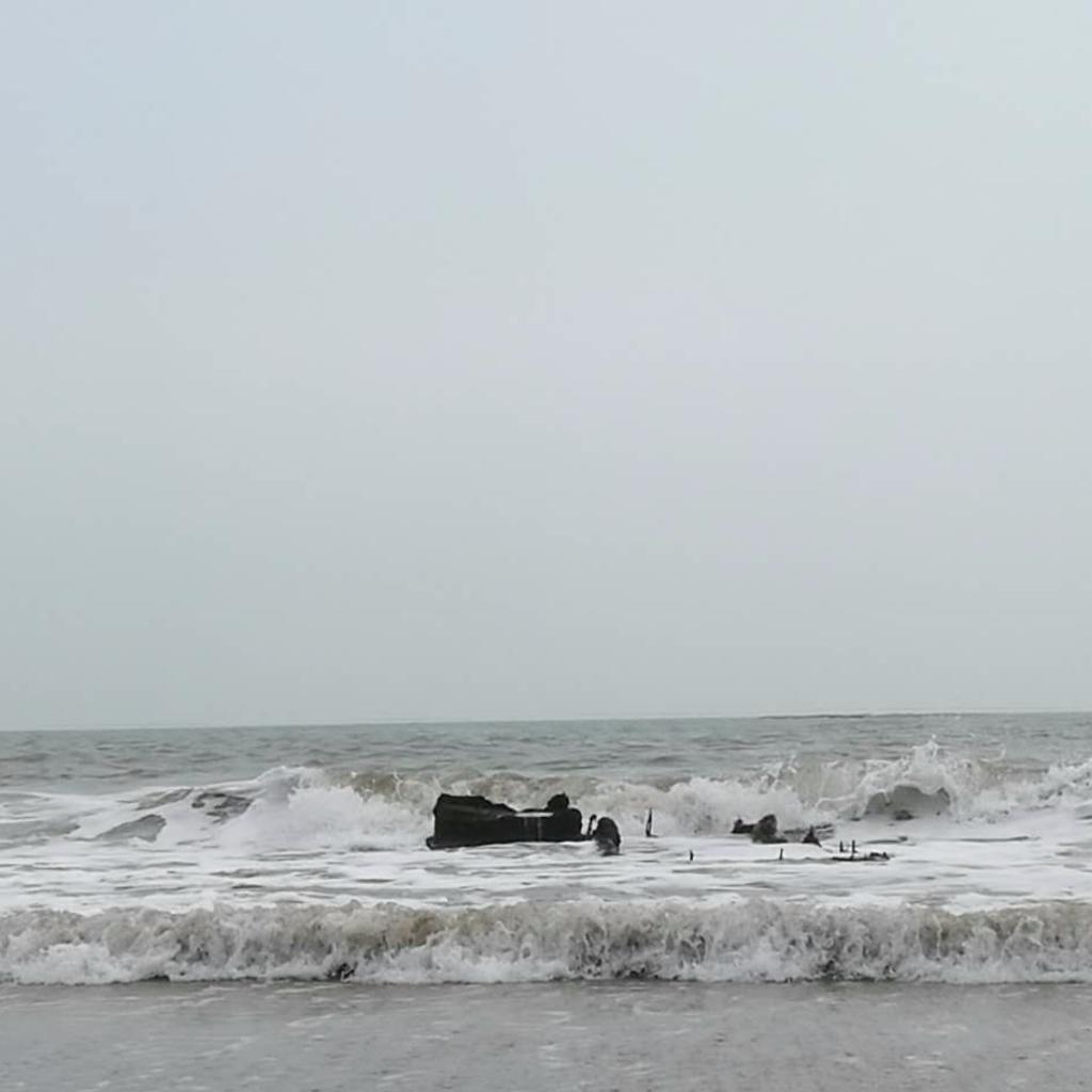 静心白噪音之水声下雨声打雷声浪声潮水声..
