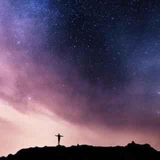 「我们遨游在电子的浩瀚宇宙中」