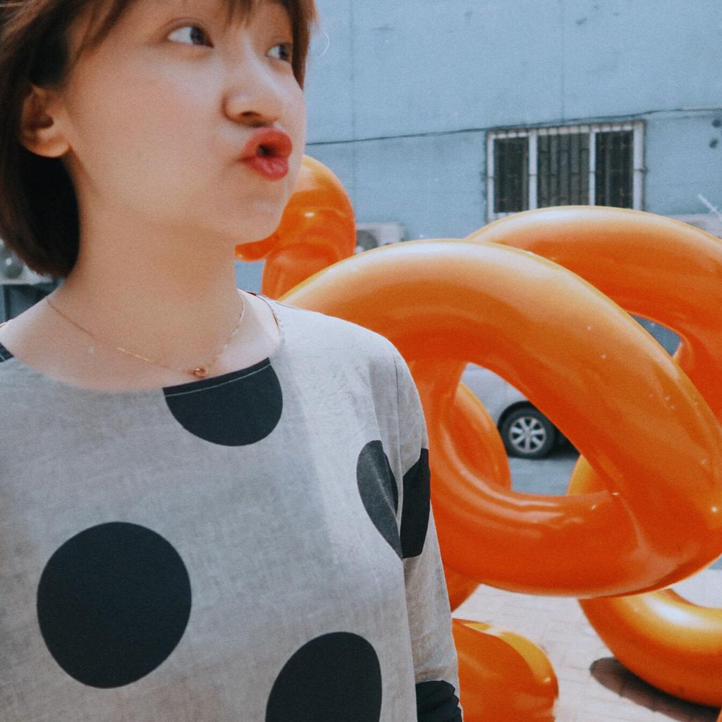 小胸饼干ONE Vlog BGM