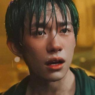 人间失恋丨眼泪总在深夜莫名光顾