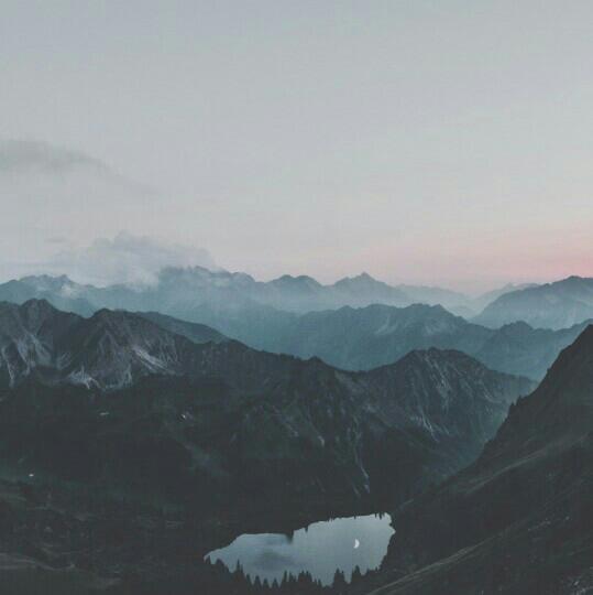 后摇，带你进入冷冽安静的世界。 | 在线播放 | 网易云音乐