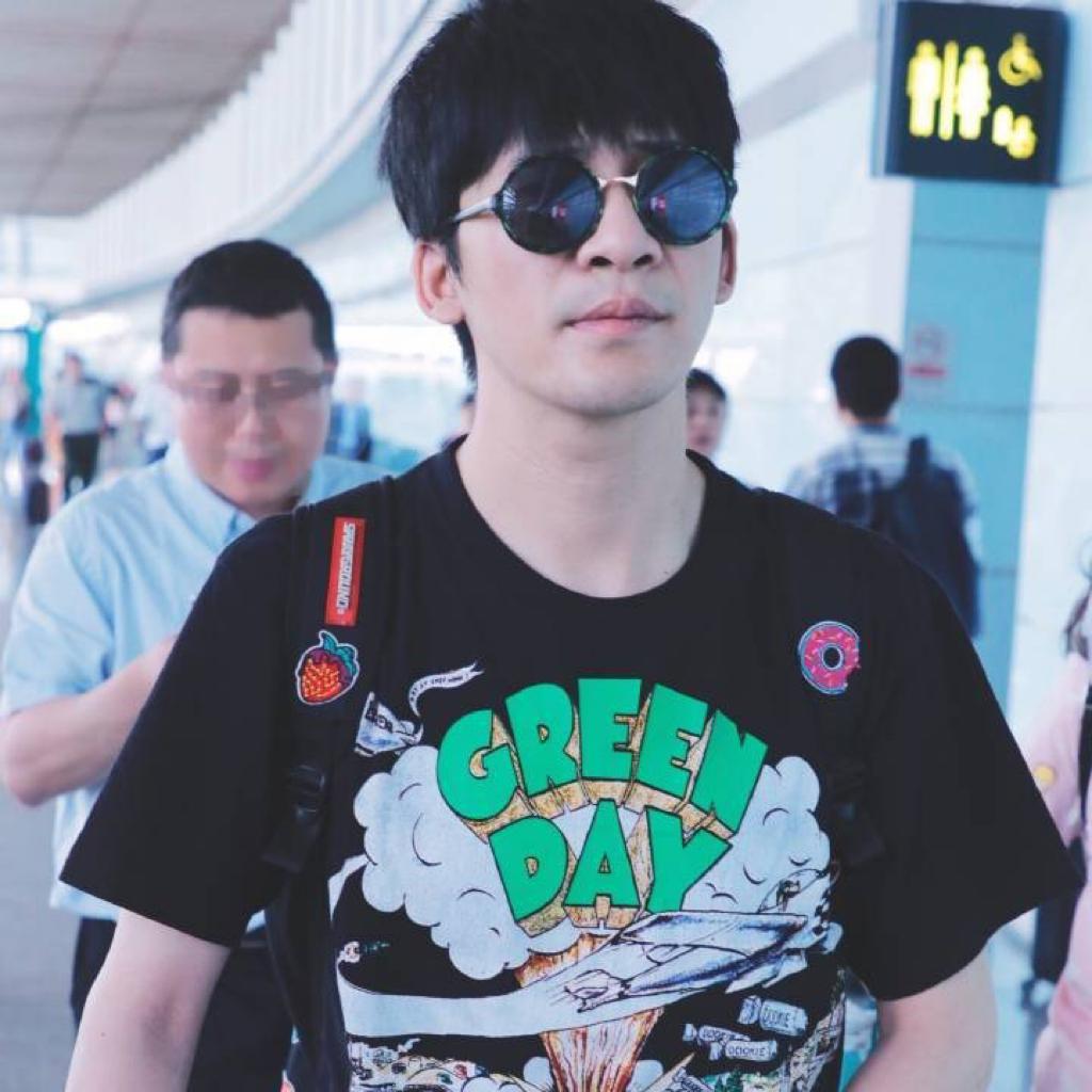 受Green Day启发的朋克乐队
