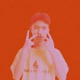 Red T