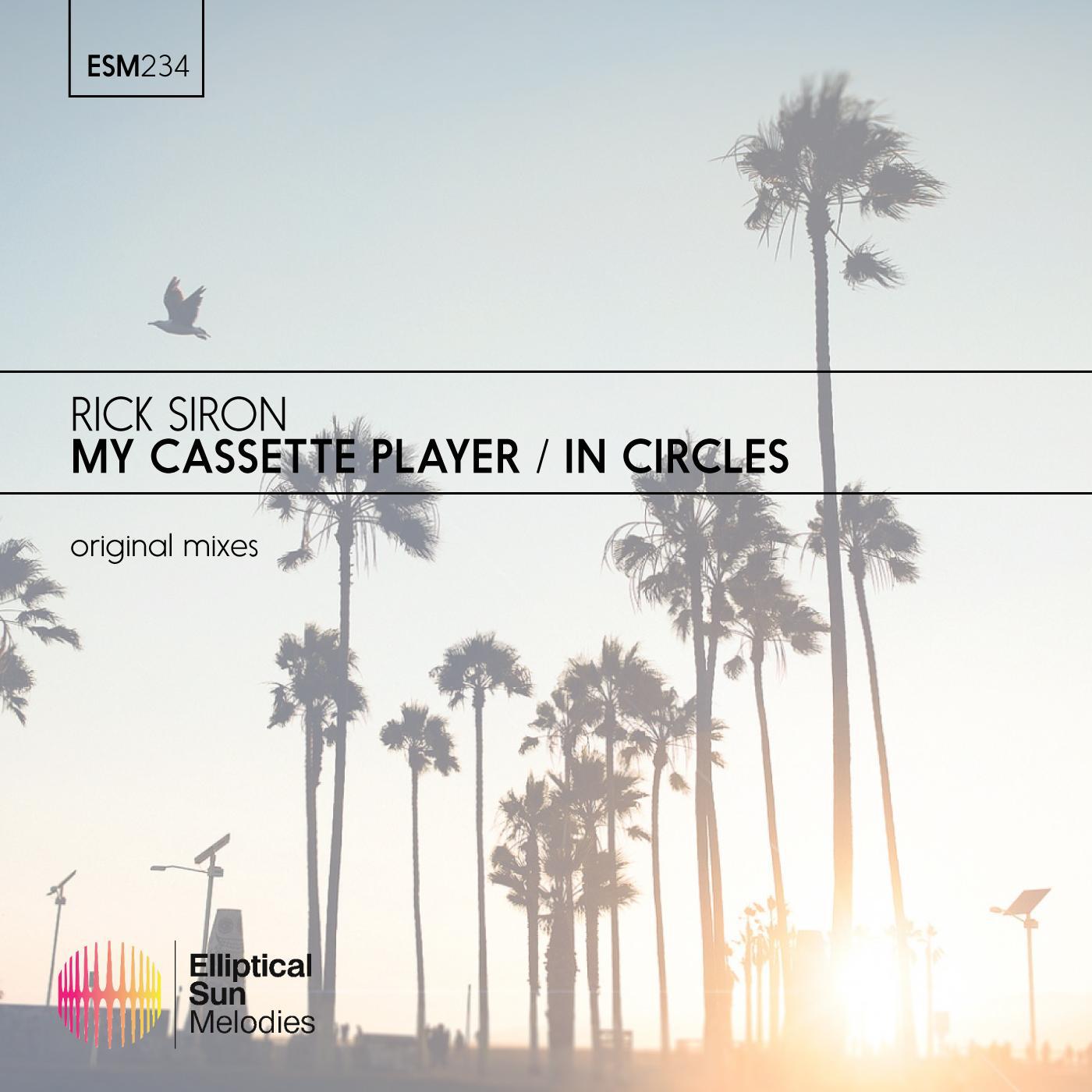 In Circles / My Cassette Player专辑