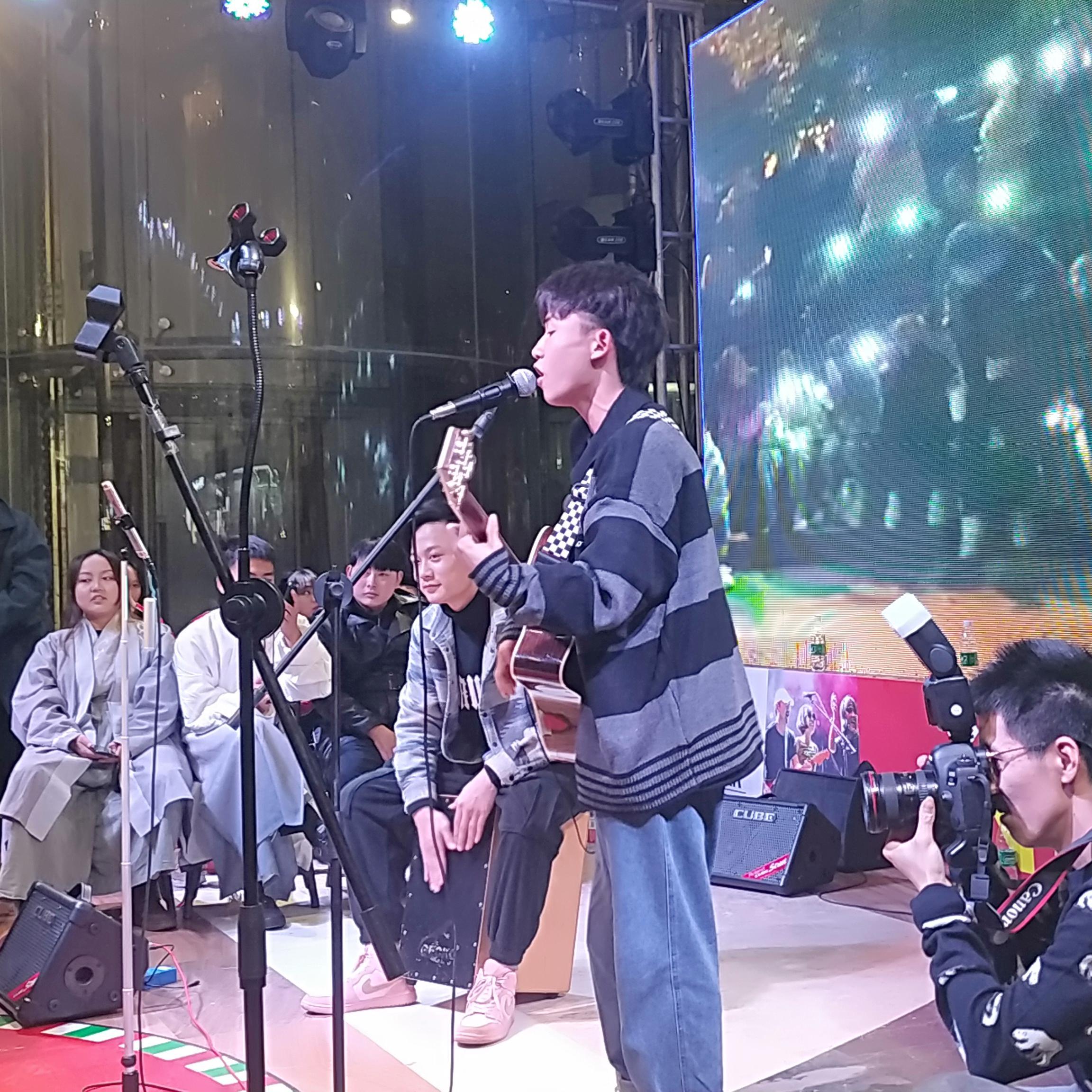 奔跑（翻自 羽泉）