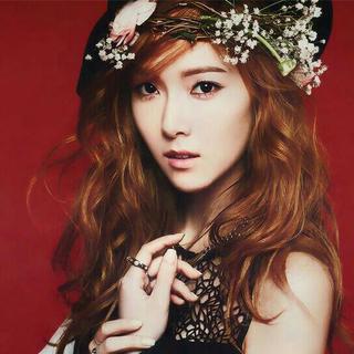 韩//一个人的女团也能发出耀眼的光