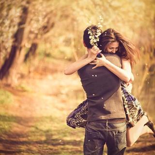 华语 明明还爱着你，曲中故事