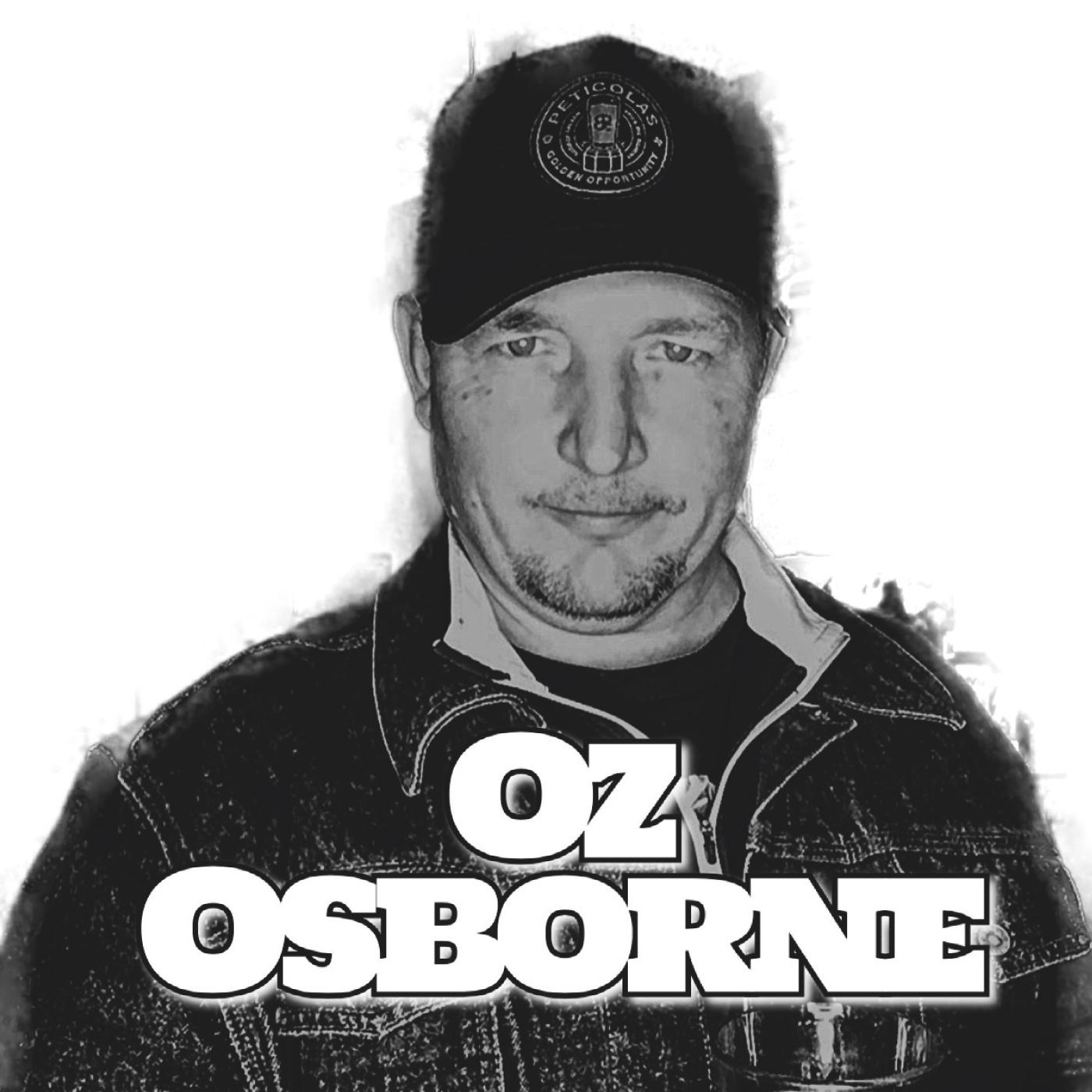 She Sings, She Sees She Says