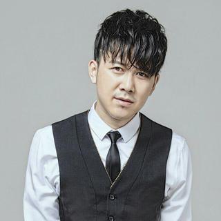你与歌星之间只差一个像高进这样的好友