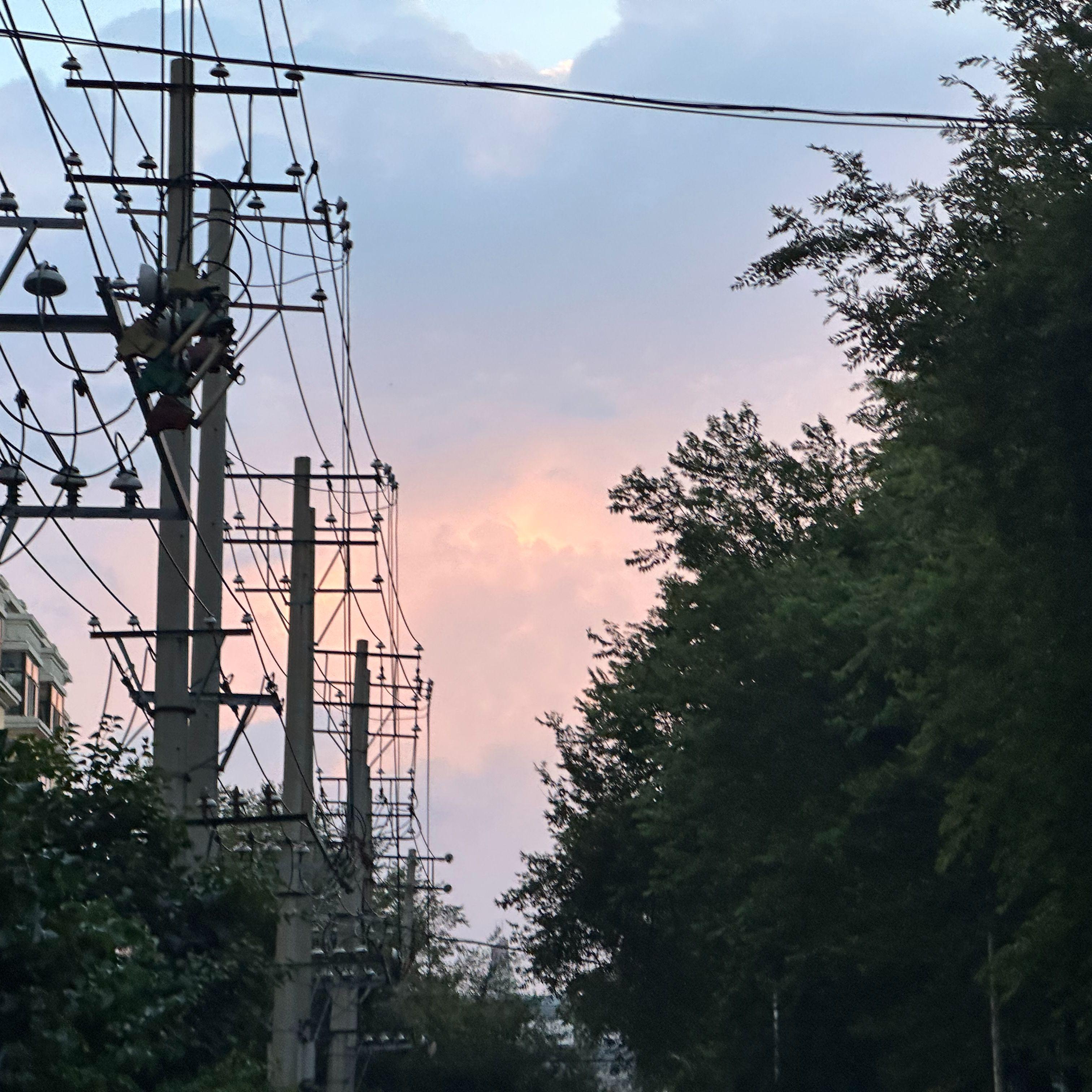 默（降调） 何以初.mp3