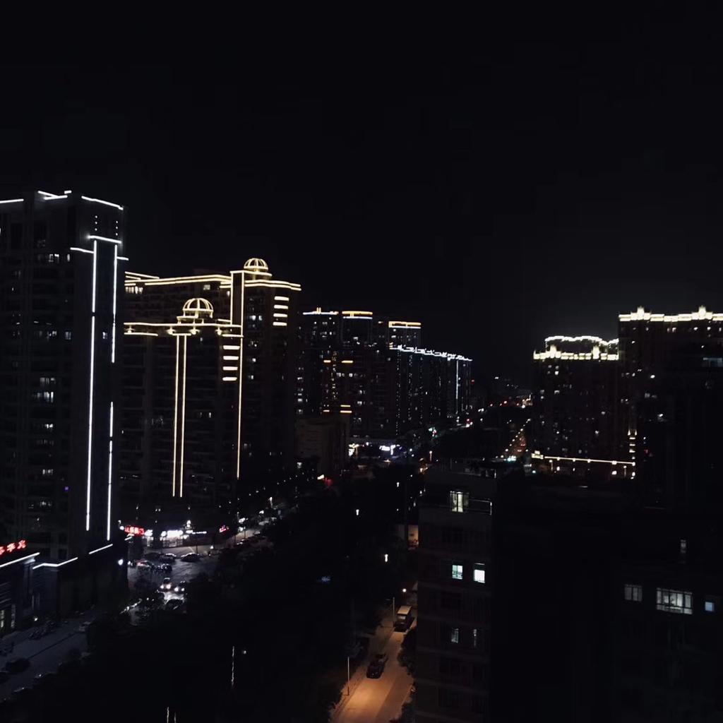 人間湊數的日子：）