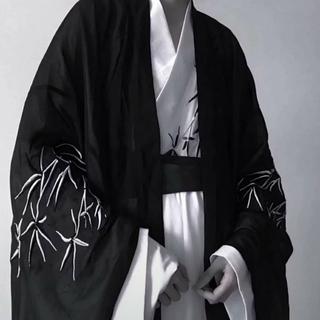 以歌曲祭奠爱情，以故事叙写人生