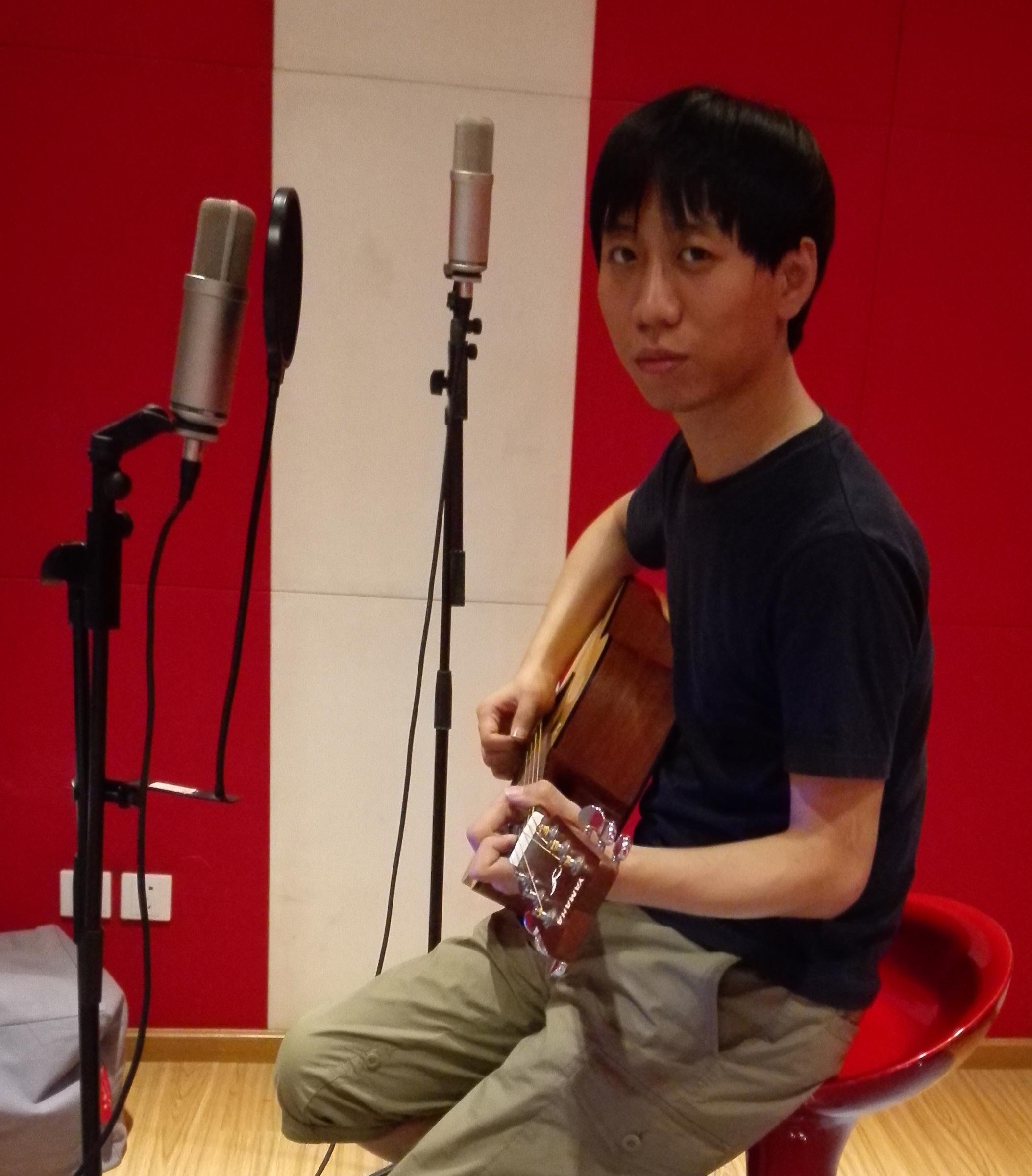 夏天在我身旁 - 陈炯臻 - 网易云音乐