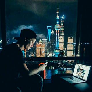 『以城作曲』接触每一座城的灵魂