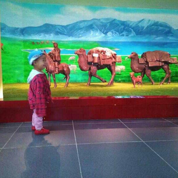 人，要么庸俗，要么孤独。 | 在线播放 | 网易云音乐