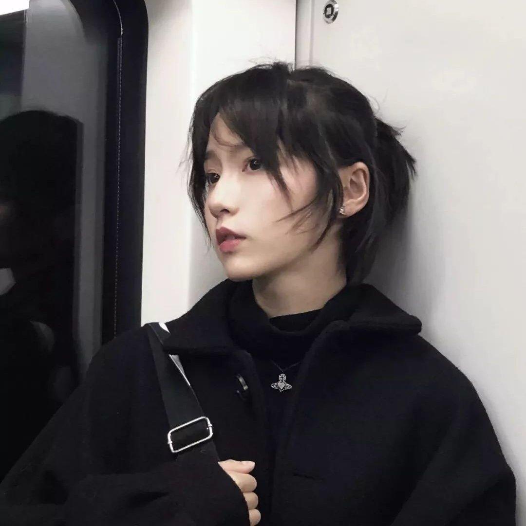 山河远阔，人间星河，无一是你，无一不是你