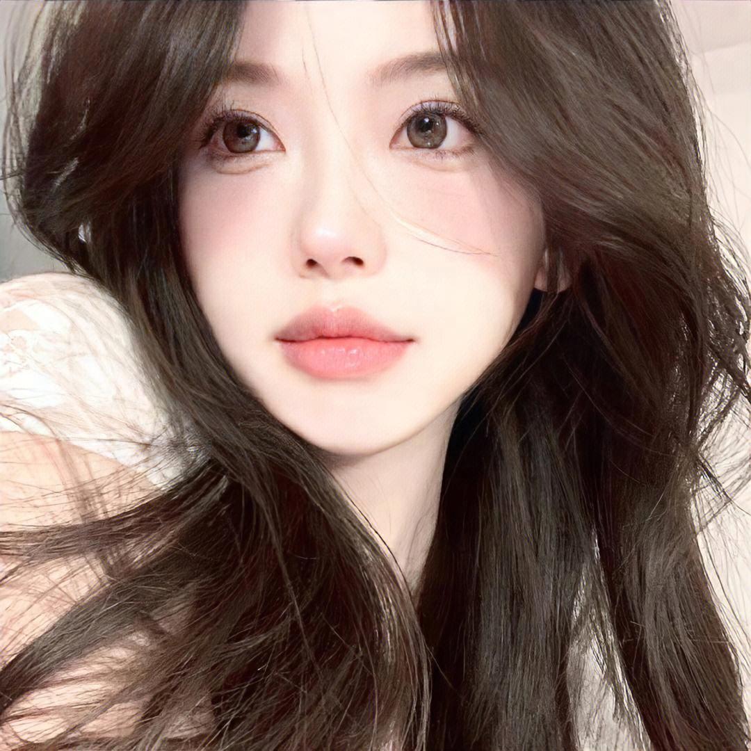 Nina（抖腿弹鼓）