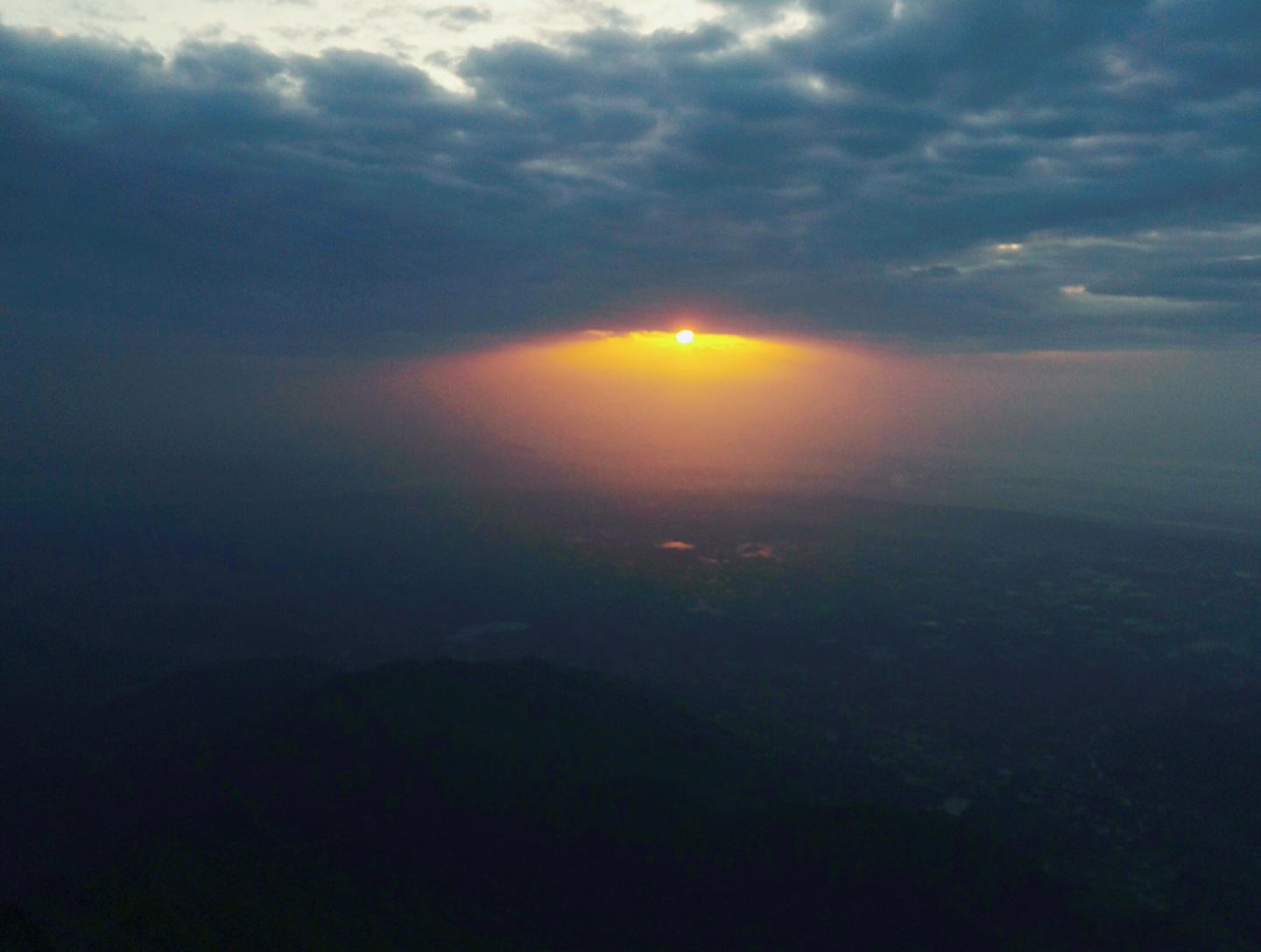 朝雨专辑