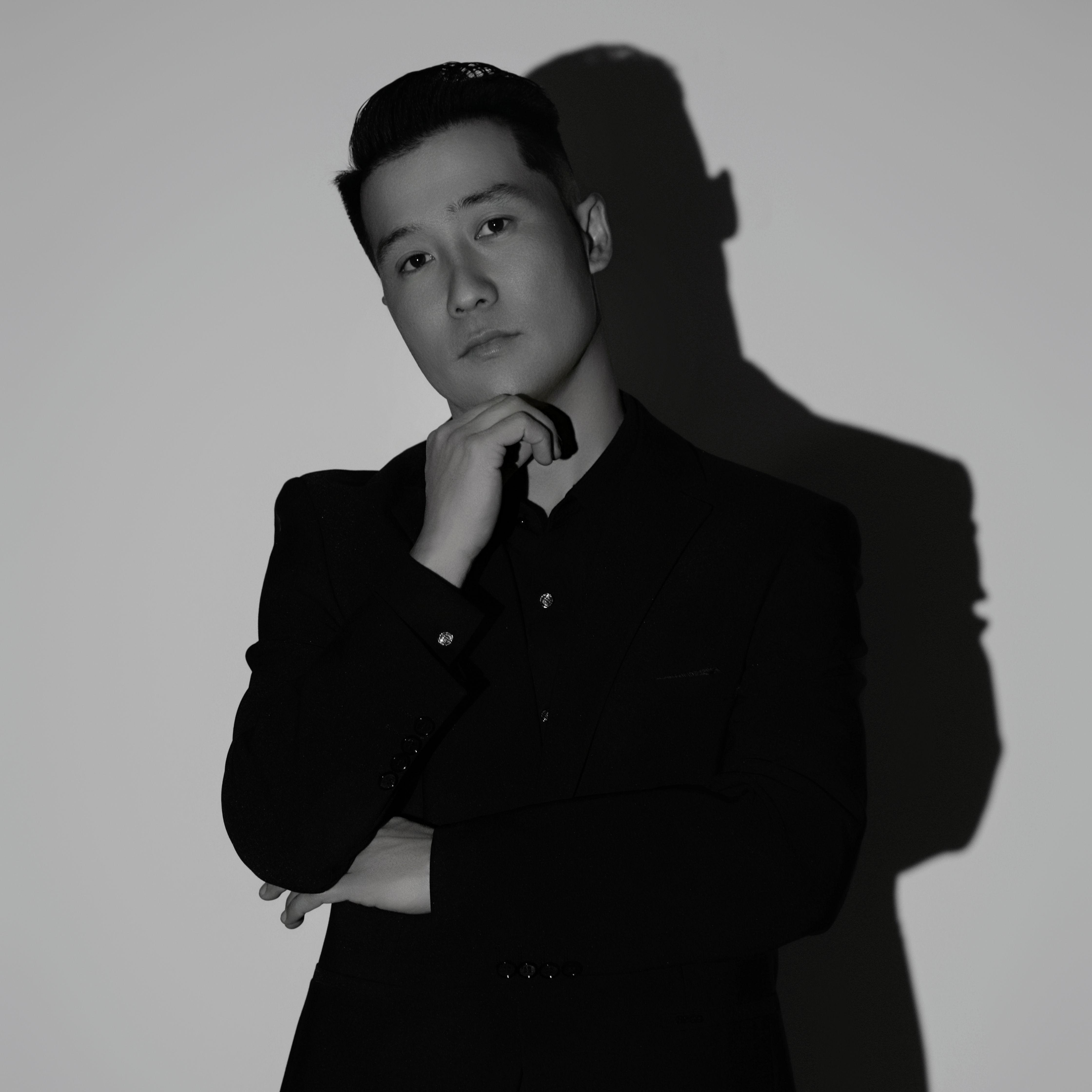 Hux Boldugmu~Emam Musajan