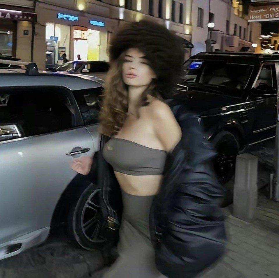 KoMAnDer miuzik situodio