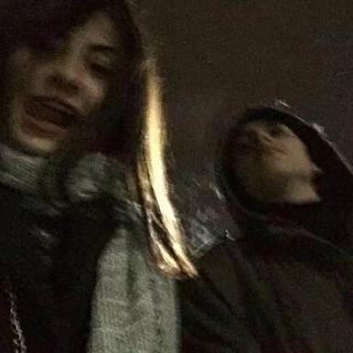 孤独者总是深夜病发.