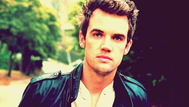 Tyler Hilton