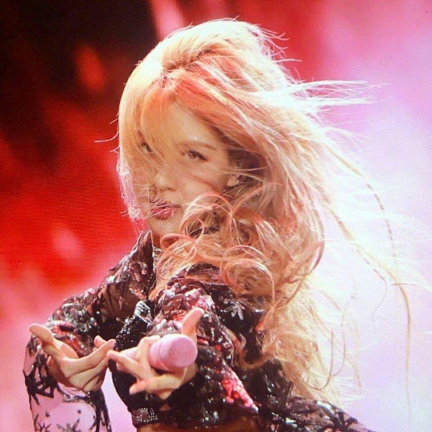 朴彩英红酒般的音乐取向 ROSÉ♥