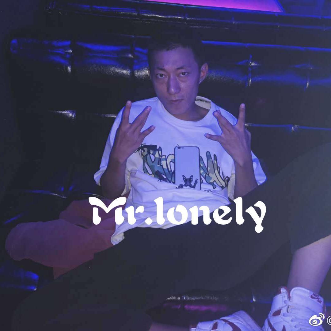 Mr.lonely专辑