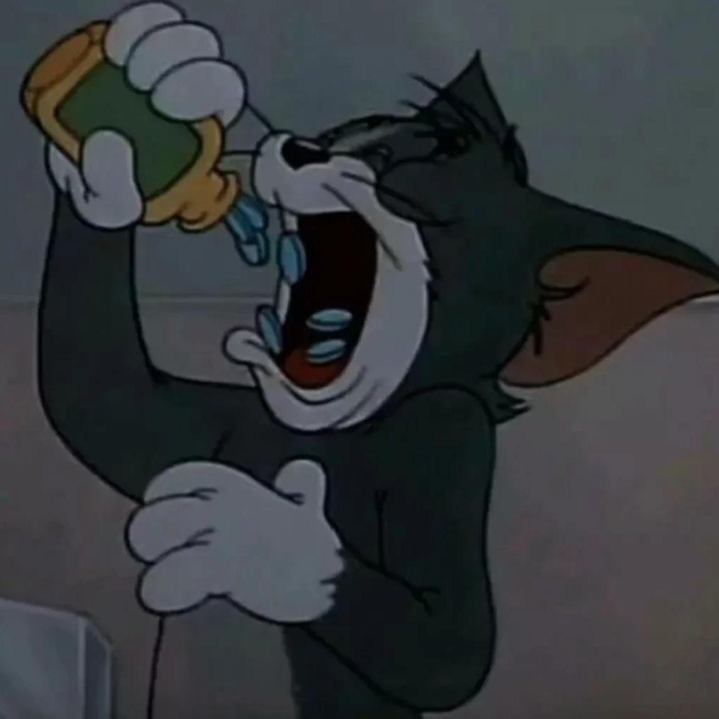 你 的 坟 墓 被 人 挖 了